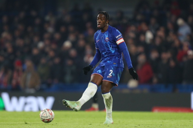 KOK体育官网-伯恩茅斯就迪萨西转会展开谈判，拟以租借加选择性买断形式与切尔西达成协议