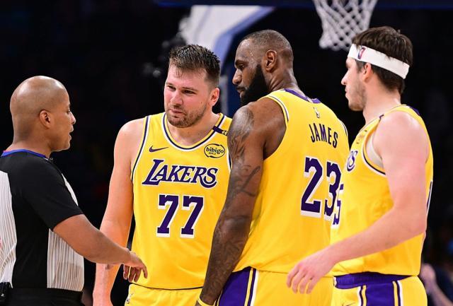 KOK体育平台-湖人输球吃到两大教训！东契奇脾气成季后赛隐患？